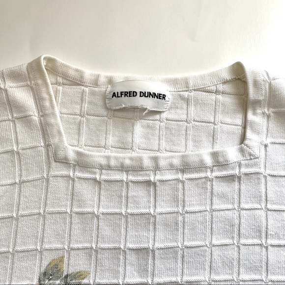 Alfred Dunner Vintage Short Sleeve Sweater - Purple and Green Floral Detail - Picture 2 of 6